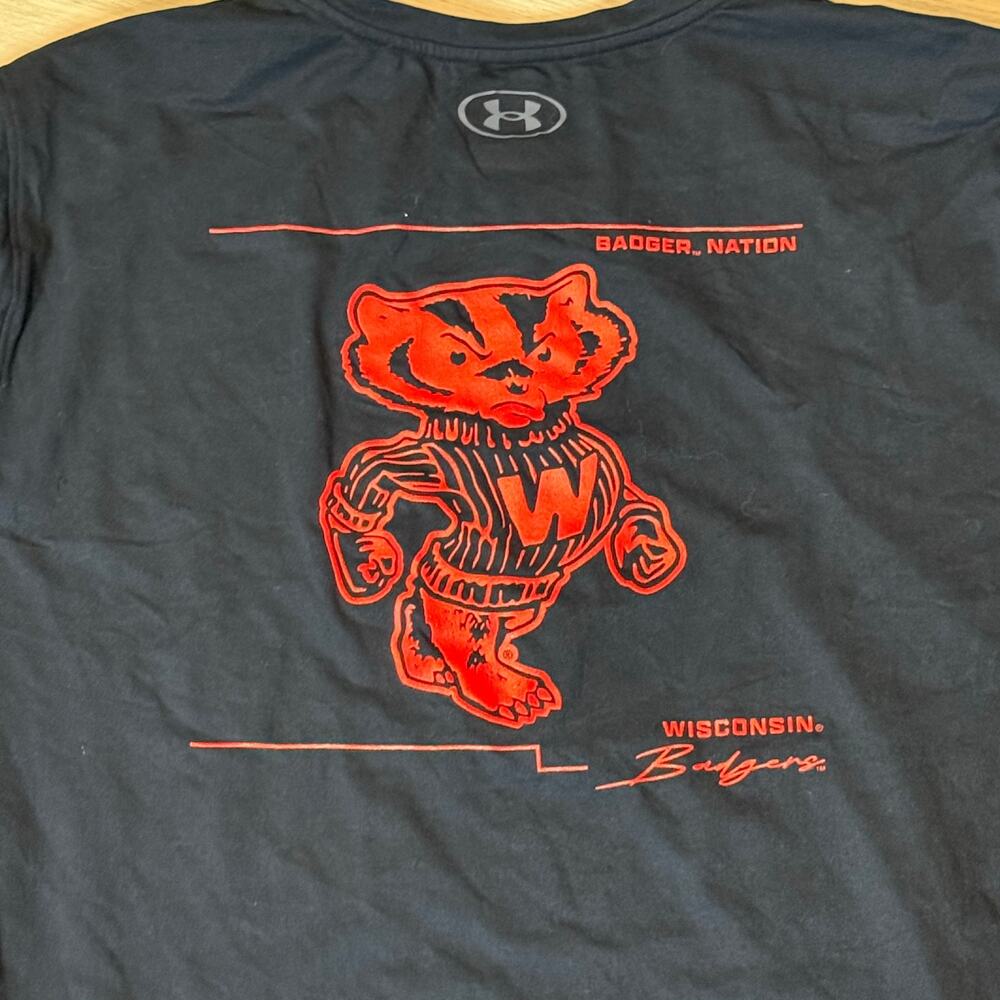 Under Armour Wisconsin Badgers Badger Nation T Shirt Mens XL Black